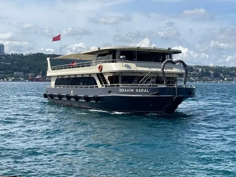 Bosphorus Cruise With Breakfast